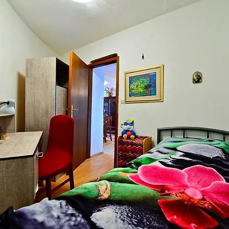 Studio 11770a 3* سبليت